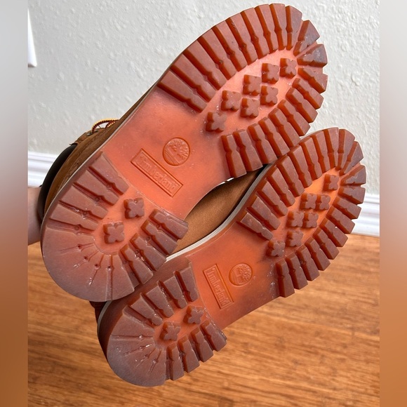 Junior Timberland 6” classic leather boots - Picture 7 of 9